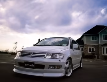 WALD Mitsubishi Chariot Grandis '1997–2002