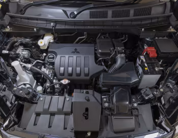 Под капотом Mitsubishi XForce [Indonesia] '2023–н.в.