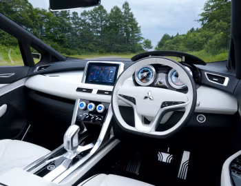 Front Panel Mitsubishi XM Concept '08.2016