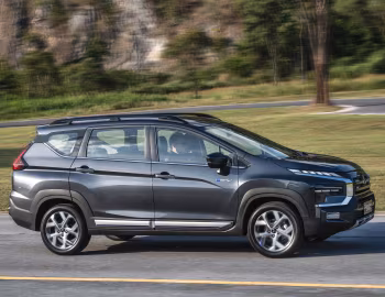 Mitsubishi Xpander Cross HEV [Thailand] '2024–pr.