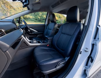 Interior Mitsubishi Xpander Cross HEV [Thailand] '2024–pr.