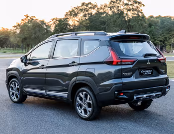 Mitsubishi Xpander Cross HEV [Thailand] '2024–pr.