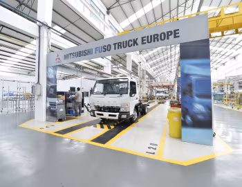Intérieur Mitsubishi Fuso Truck Europe S.A., Tramagal Plant (Portugal) '02.1980–pr.