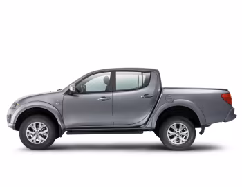 Mitsubishi L200 Triton HLS "Chrome Edition" [Brazil] '2015