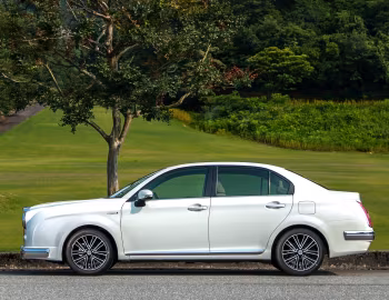 Mitsuoka Ryugi Hybrid '06.2014–pr.