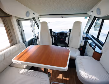 Interior 2013–16 Mobilvetta K-Yacht MH85 '2012–16