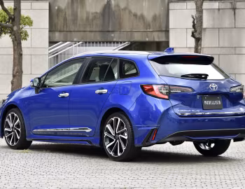 Modellista Toyota Corolla Touring '2019–22