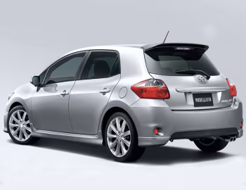 Modellista Toyota Auris '2009–12