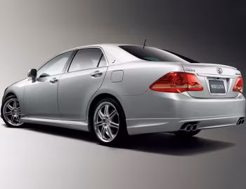 Modellista Toyota Crown Athlete (S200) '2008–10