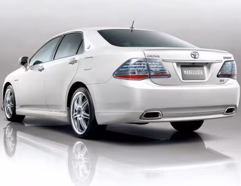 Modellista Toyota Crown Hybrid (GWS204) '2008–10