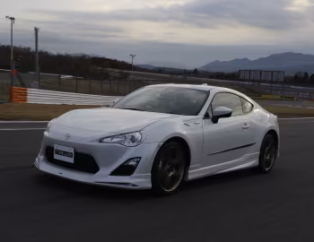 Modellista Toyota GT 86 '2012–16