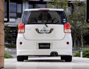 Modellista Toyota Porte '2012–pr.