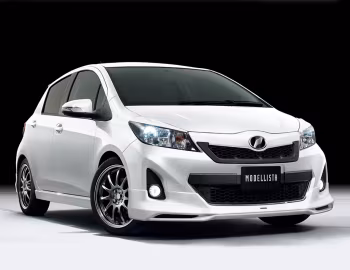 Modellista Toyota Vitz '2011–14