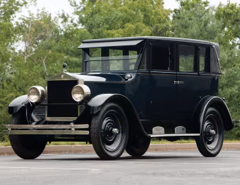 1924 Moon 6-40 Landau Sedan