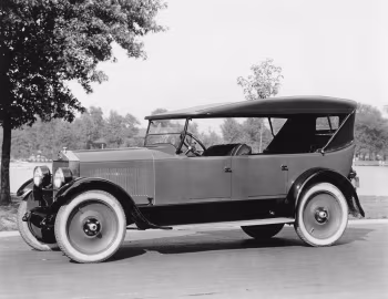 1923–24 Moon 6-58 7-passenger Touring