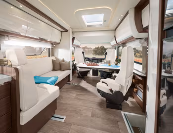 Intérieur 2017–21 Morelo Empire Liner '2016–21