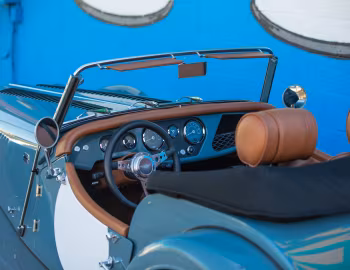 Інтер'єр 2020 Morgan Plus 4 [North America] '2019–20