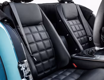 Интерьер Morgan Plus Four [UK-spec] '2020–22