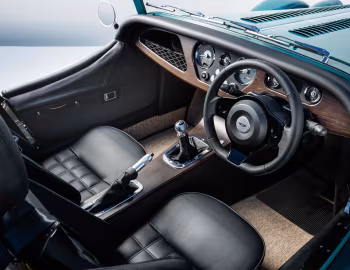 Торпедо Morgan Plus Four [UK-spec] '2020–22