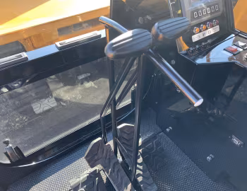 Interior Morooka MST-1000VDR '2019–pr.