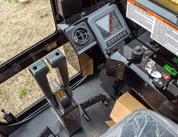 Interior 2018–pr. Morooka MST-1500VD [North America] '2017–pr.