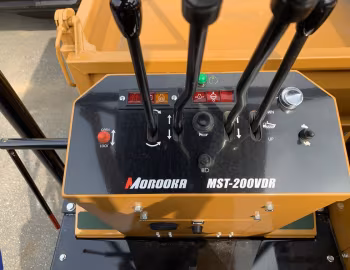 Interior Morooka MST-200VDR [Worldwide] '03.2017–pr.