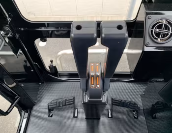 Interior Morooka MST-2200VD [Worldwide] '2016–pr.