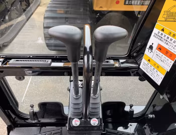 Interior Morooka MST-800VD [Worldwide] '2013–pr.