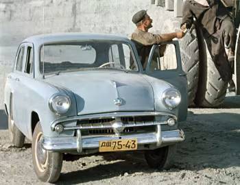 Москвич-402 '05.1956–04.1958
