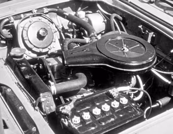 Sob o capô Москвич-412 '1967–97