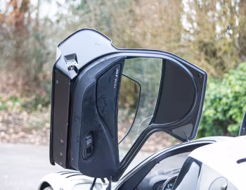 Interior Mosler MT900S '2005–11