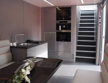 Интерьер MOST Futuria '2010–13