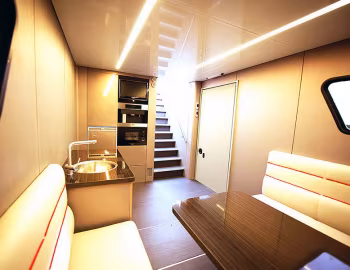 Интерьер MOST Futuria '2010–13
