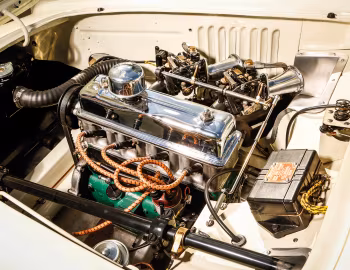 Sob o capô Goldmanini Barchetta by Motto '1955