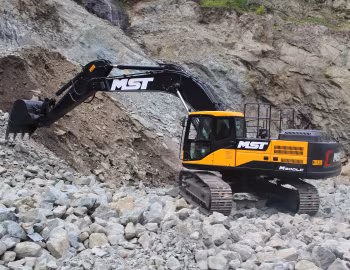 MST M300LC '2017–pr.
