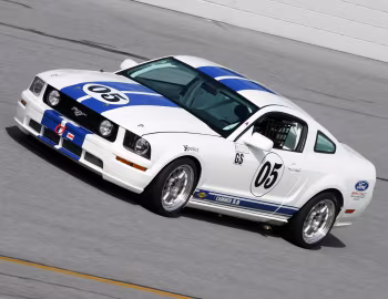 Ford Mustang FR500C '2004–09