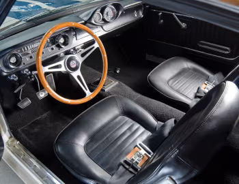 Intérieur 1965 Shelby GT350 with LeMans stripes option