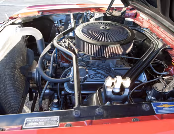 Sous la capuche Shelby GT350H SCCA B-Production Race Car '1966