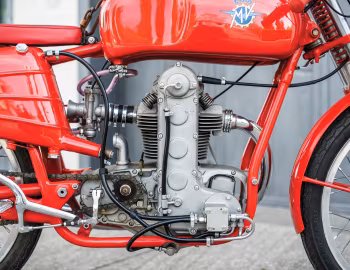 Sous la capuche MV Agusta 125 Monoalbero Corsa '1953–58