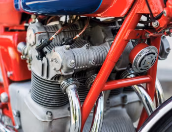Sous la capuche MV Agusta 750 S '1970–75