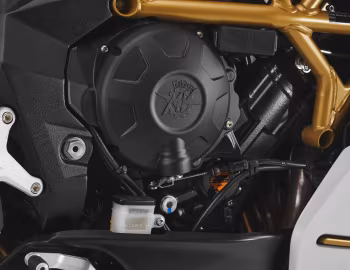 Under The Hood MV Agusta Superveloce S '2021–pr.
