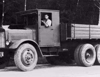 Я-НАТИ-9-Д '1933