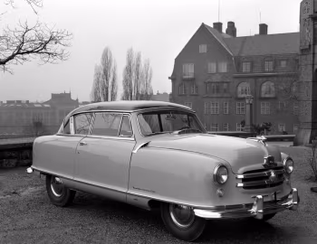 1951–52 Nash Rambler Custom Country Club (10 5127/5227)