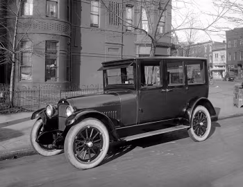 1921 Nash Sedan
