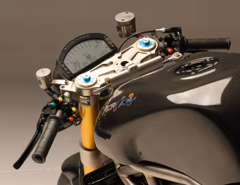 仪表台 NCR M4 '2012–至今