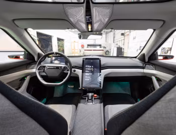 Panel frontal NEVS Emily GT Prototype '2023