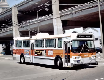 Flyer Industries E800 (10240) '1975–77