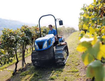 New Holland TK4030 '2009–17