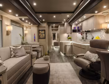 内饰 2020 Newell Coach P50 '2019–20