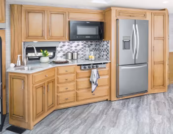 Интерьер 2014–20 Newmar Canyon Star '2013–20